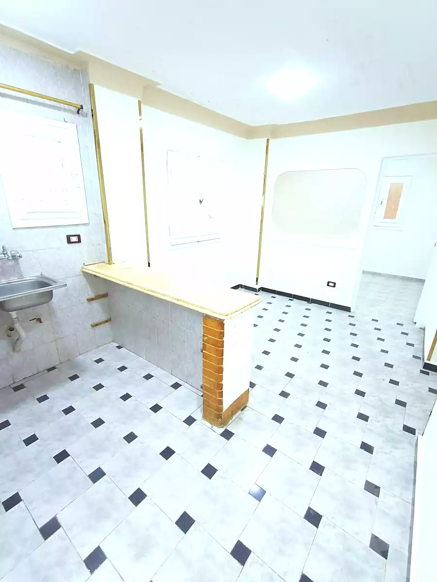 https://aqarmap.com.eg/en/listing/6950331-for-sale-alexandria-al-agamy