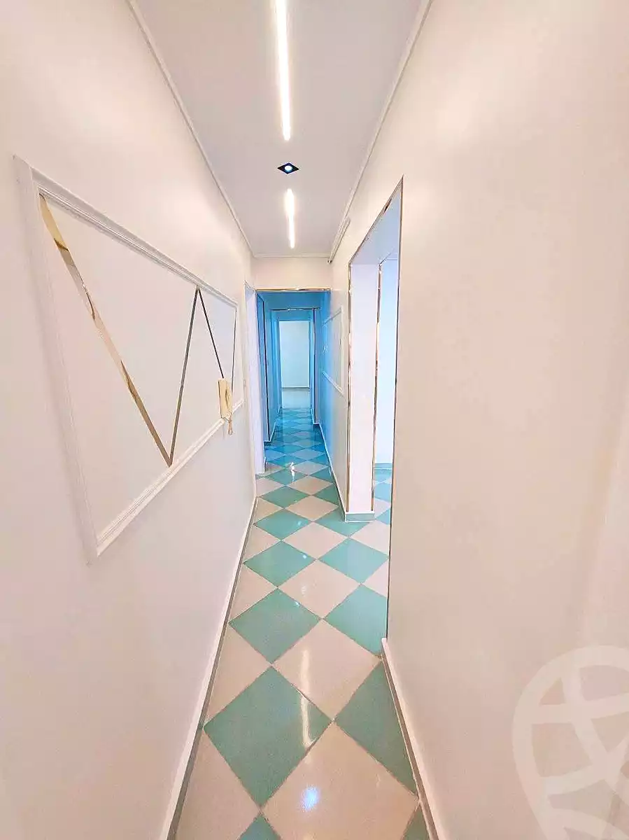 https://aqarmap.com.eg/ar/listing/6952180-for-sale-alexandria-sydy-bshr-sydy-bshr-bhry-shr-khld-bn-lwlyd