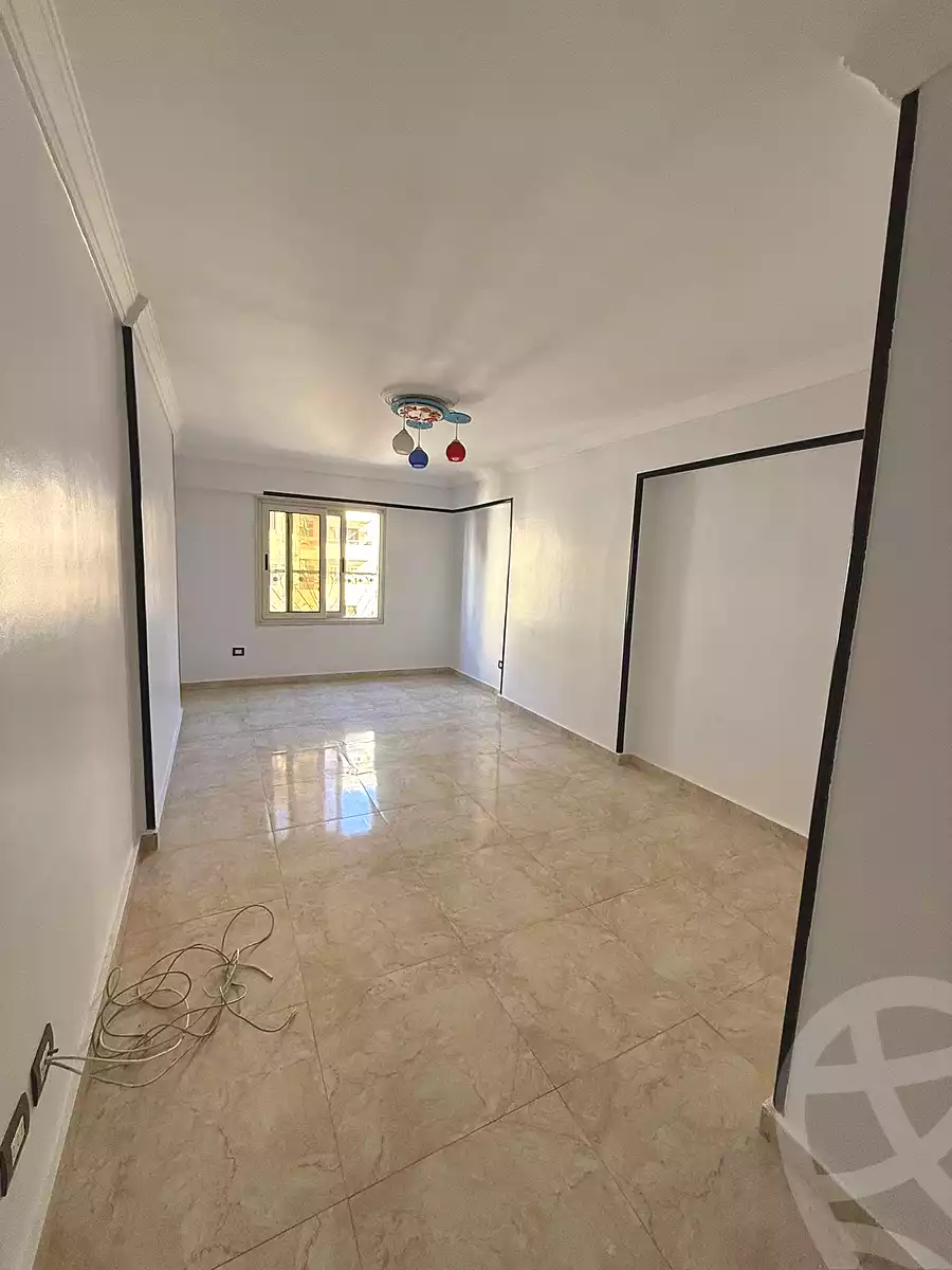 https://aqarmap.com.eg/ar/listing/6952233-for-sale-alexandria-el-mandara-shr-jml-bd-lnsr