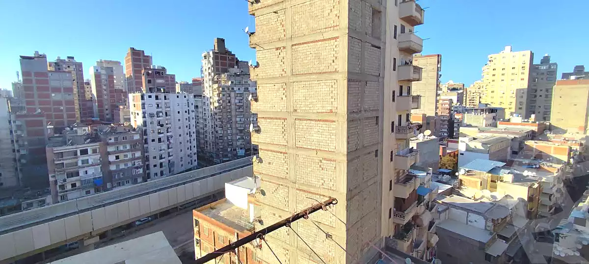 https://aqarmap.com.eg/ar/listing/6952238-for-sale-alexandria-sydy-bshr-shr-mlk-hfny