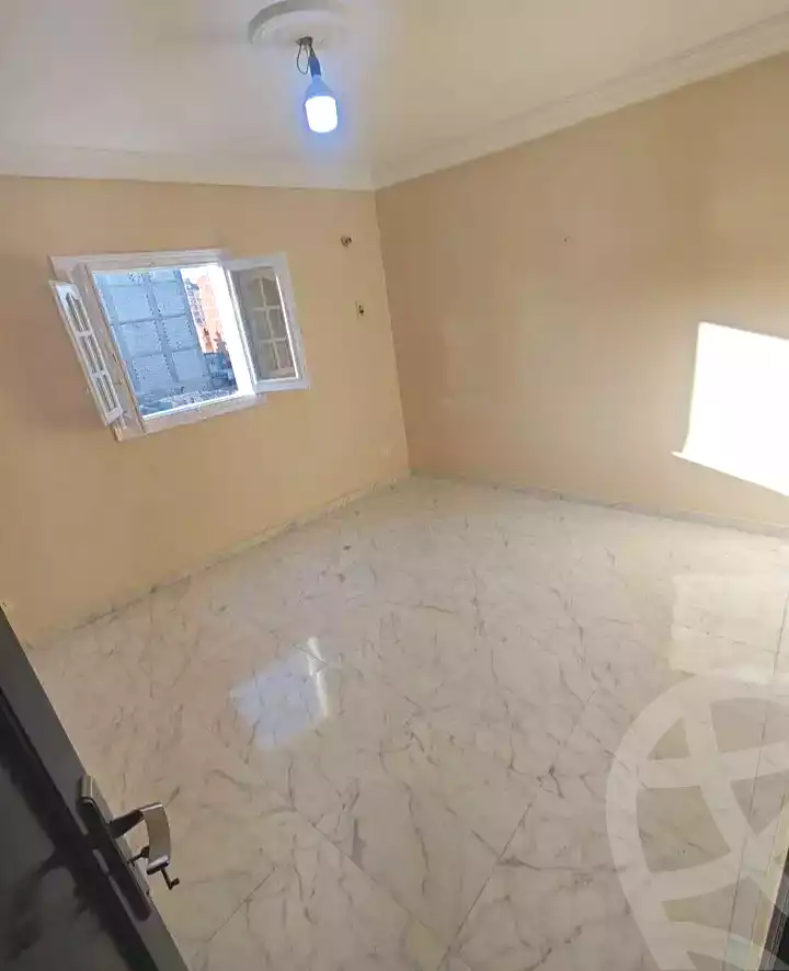 https://aqarmap.com.eg/ar/listing/6952371-for-sale-alexandria-al-agamy-el-hanouvel-el-warsha-st