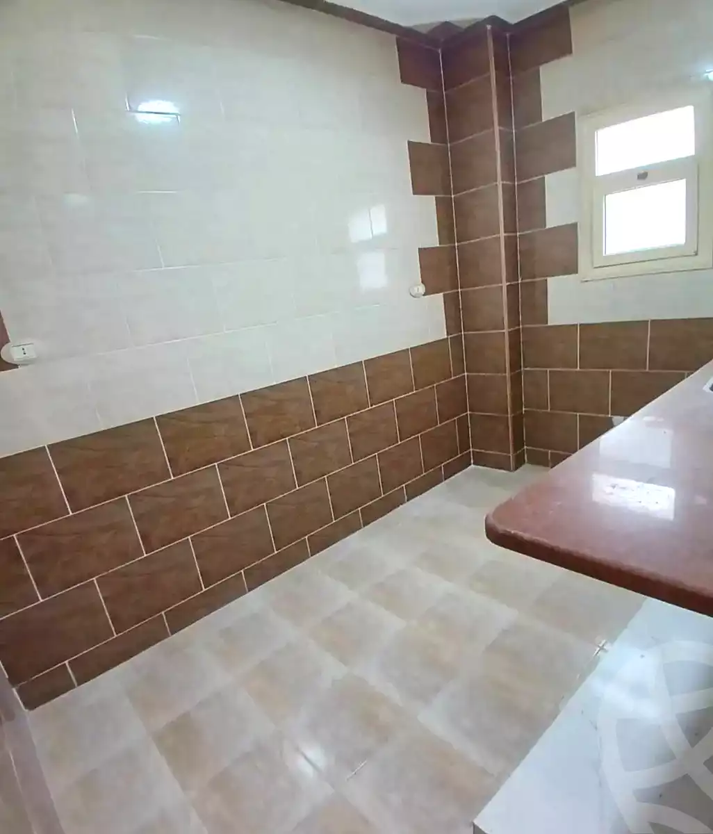 https://aqarmap.com.eg/ar/listing/6952510-for-sale-alexandria-el-asafra-l-sfr-bhry-el-geish-rd