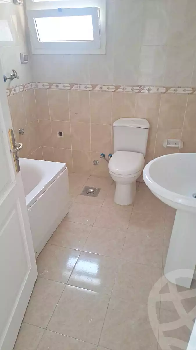 https://aqarmap.com.eg/ar/listing/6952585-for-rent-cairo-new-cairo-ganob-el-akadamiya-south-academy-d-hassan-ibn-thabet-st