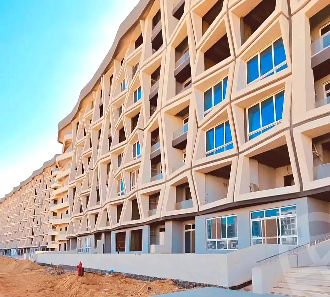 https://aqarmap.com.eg/en/listing/6952683-for-sale-cairo-new-administrative-capital-r7-midtown-condo