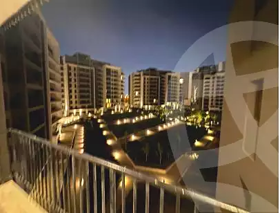 https://aqarmap.com.eg/ar/listing/6942068-for-sale-cairo-el-sheikh-zayed-city-compounds-zyd-wr-llttwyr-z-tower