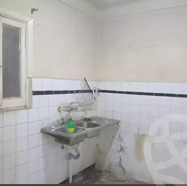 https://aqarmap.com.eg/ar/listing/6953175-for-sale-alexandria-al-agamy-el-hanouvel