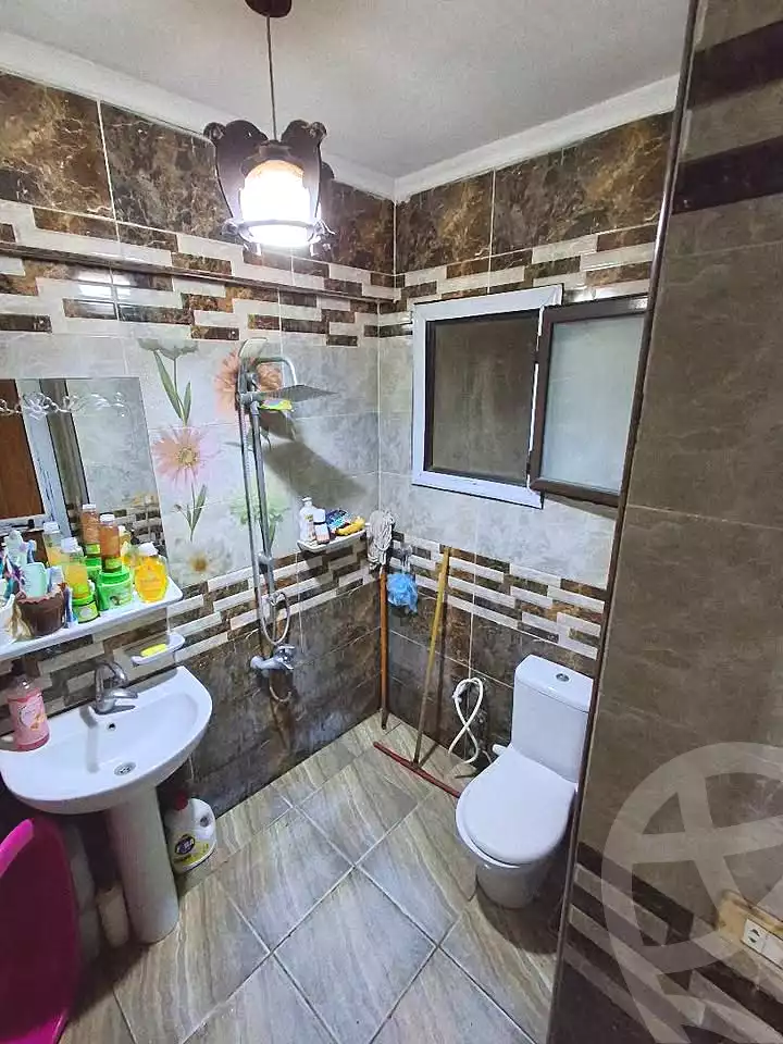 https://aqarmap.com.eg/en/listing/6953628-for-sale-alexandria-moharram-bey-ibn-koser-st