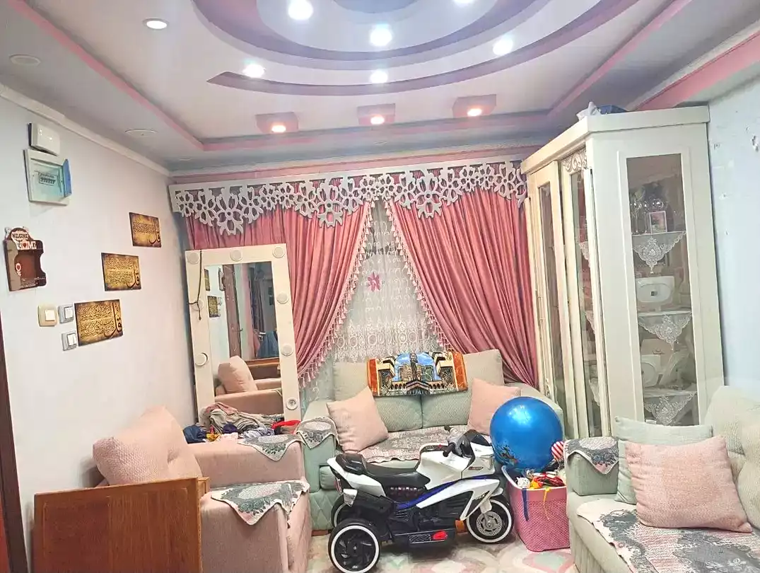 https://aqarmap.com.eg/ar/listing/6953643-for-sale-alexandria-alhadara-lhdr-qbly