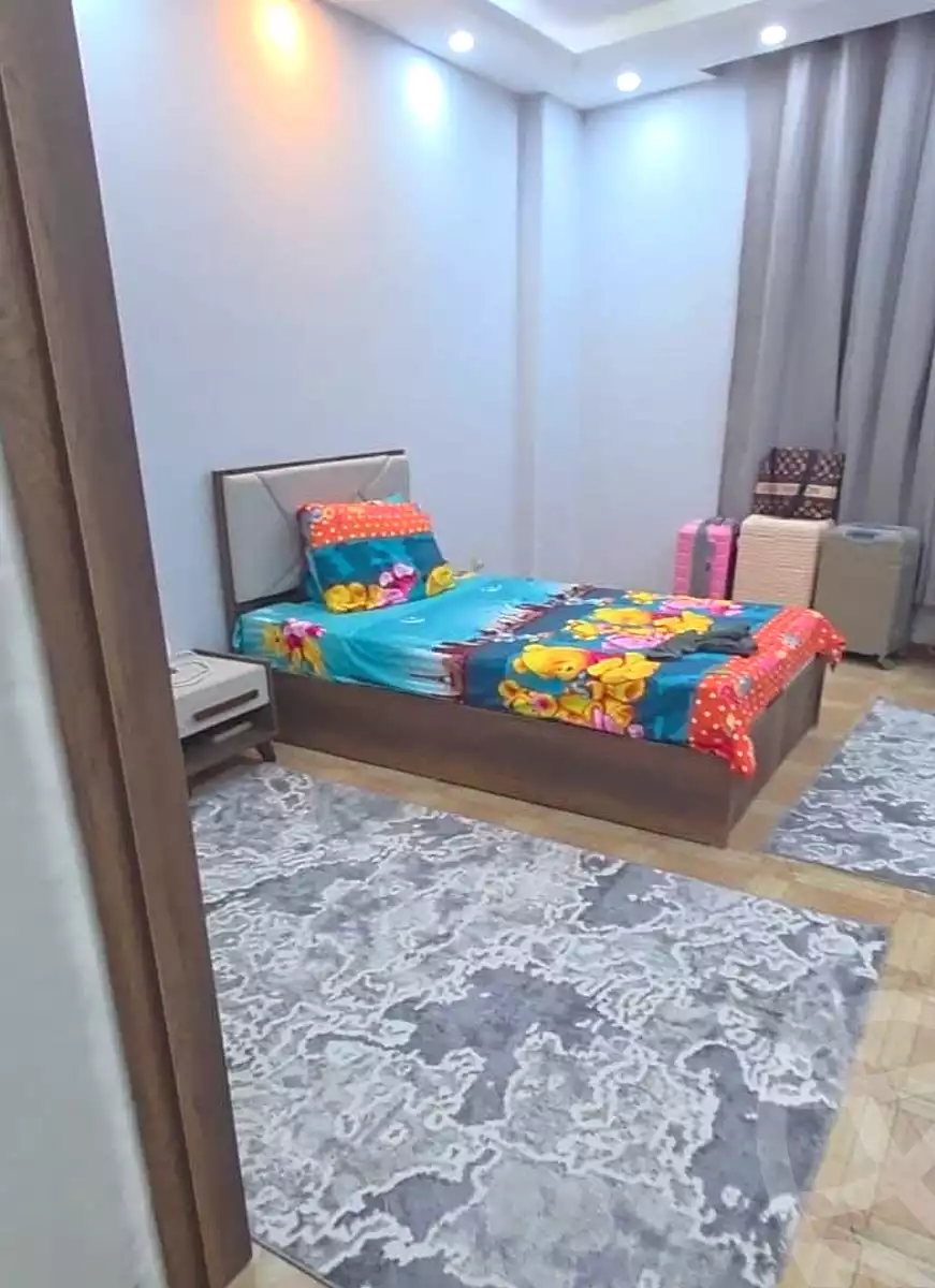 https://aqarmap.com.eg/ar/listing/6953842-for-sale-cairo-el-haram-el-maryotya-nazlet-el-seesy-st