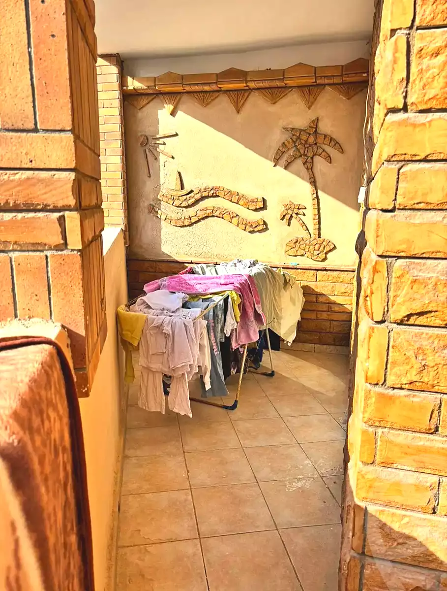 https://aqarmap.com.eg/ar/listing/6953943-for-sale-alexandria-fyktwry-el-amir-abd-el-haleem-st