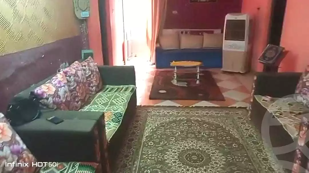 https://aqarmap.com.eg/ar/listing/6953976-for-sale-cairo-helwan-el-shareaa-el-sharby-st