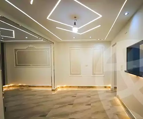 https://aqarmap.com.eg/en/listing/6954001-for-sale-alexandria-camp-cesar