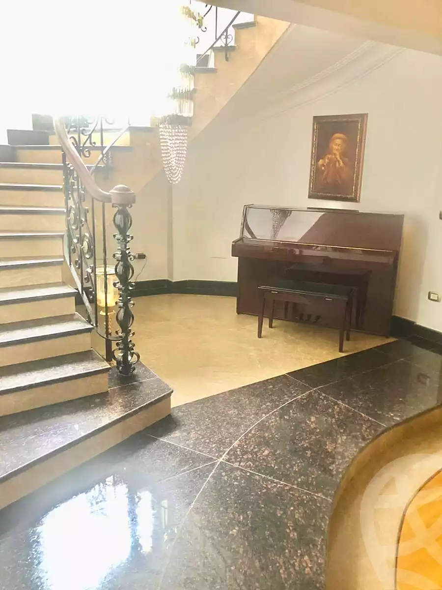 https://aqarmap.com.eg/en/listing/6954458-for-sale-cairo-new-cairo-compounds-byljyw