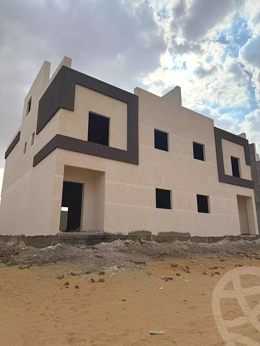 https://aqarmap.com.eg/en/listing/6954715-for-sale-cairo-el-sheikh-zayed-city-green-revolution