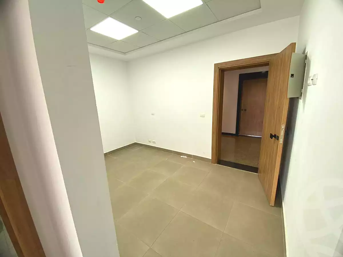 https://aqarmap.com.eg/ar/listing/6954914-for-sale-cairo-new-cairo-golden-square