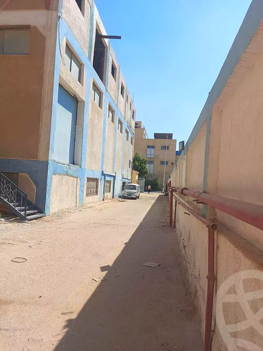 https://aqarmap.com.eg/ar/listing/6955190-for-sale-cairo-6th-of-october-el-mantqa-el-snaaaya-industrial-zone-1
