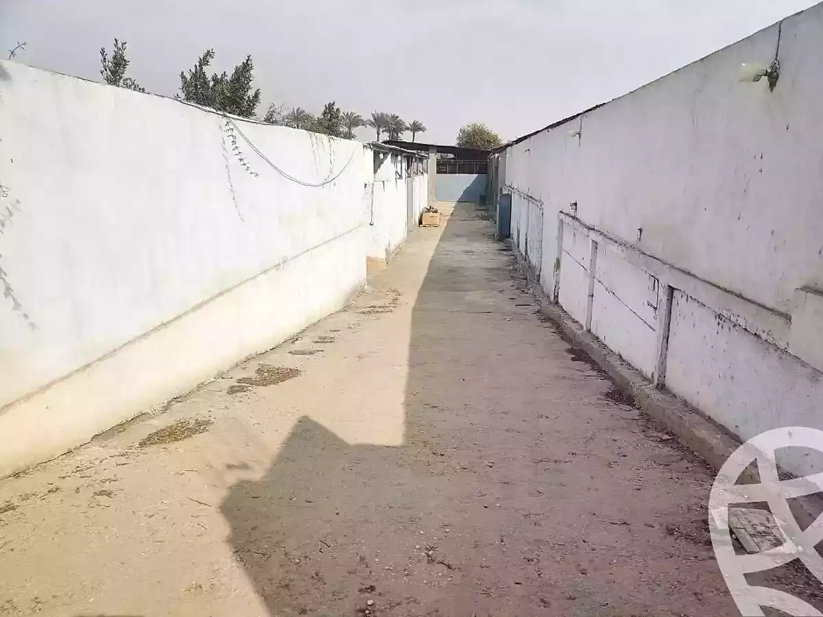 https://aqarmap.com.eg/en/listing/6955248-for-sale-asyut-asyut-city-taksim-al-bitroul-st