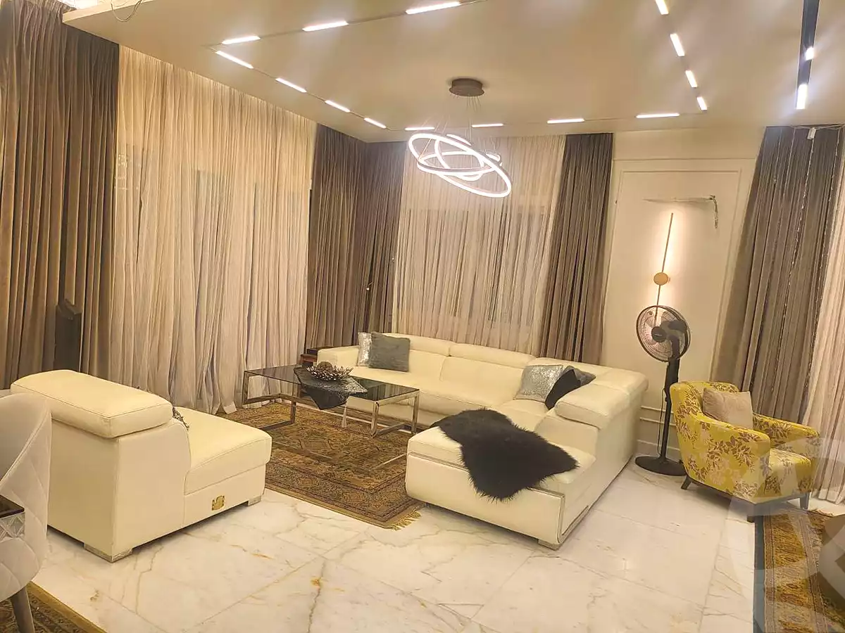 https://aqarmap.com.eg/en/listing/6955253-for-sale-cairo-new-cairo-madinaty-lmntq-lthlthh-fylt-group-25