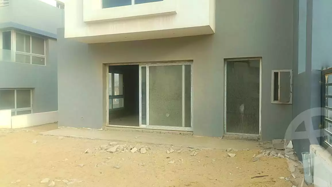 https://aqarmap.com.eg/ar/listing/6955273-for-sale-cairo-new-cairo-compounds-hyde-park-business-district