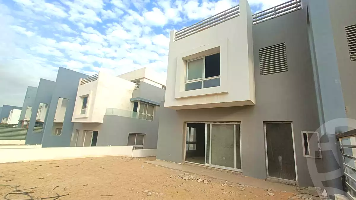https://aqarmap.com.eg/ar/listing/6955273-for-sale-cairo-new-cairo-compounds-hyde-park-business-district