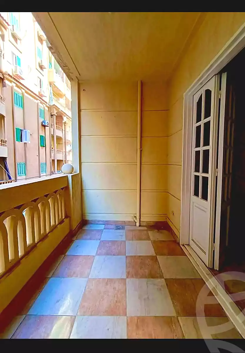 https://aqarmap.com.eg/ar/listing/6955527-for-sale-alexandria-sydy-bshr-sydy-bshr-bhry-shr-khld-bn-lwlyd