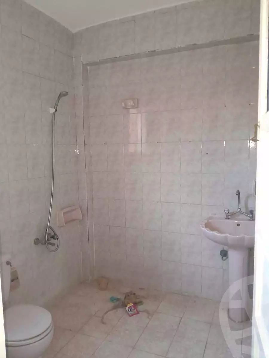 https://aqarmap.com.eg/en/listing/6955892-for-sale-alexandria-al-agamy-el-hanouvel-el-salam-st
