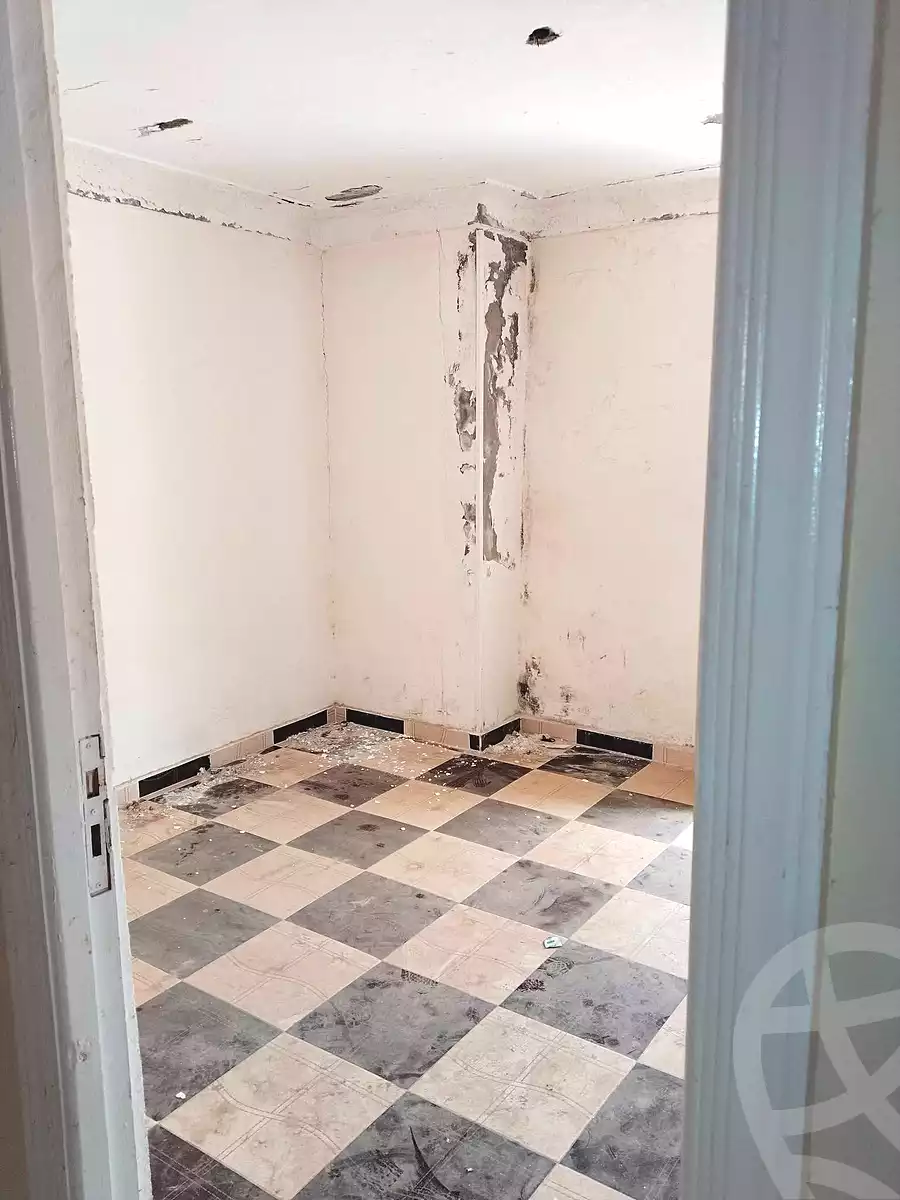 https://aqarmap.com.eg/en/listing/6956299-for-sale-alexandria-al-agamy-el-hanouvel-al-haded-we-al-soulb-st