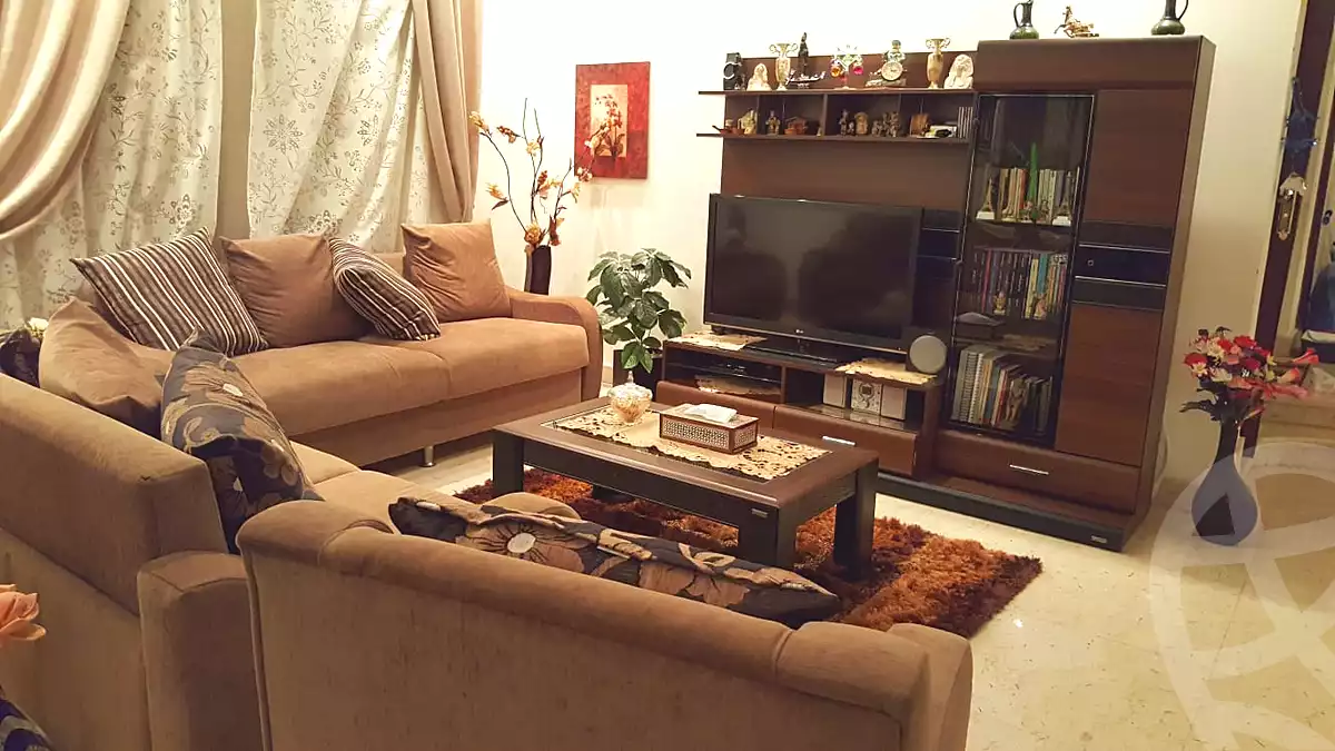 فيلا بـ٤ غرف نوم في جرينز، صورة ٥ من ١١