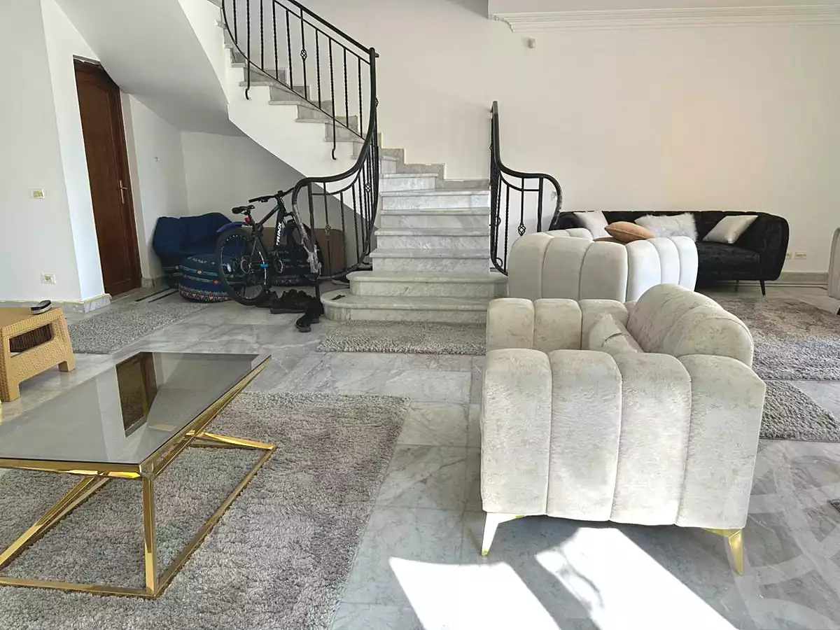 https://aqarmap.com.eg/en/listing/6956697-for-sale-cairo-el-sheikh-zayed-city-compounds-el-rabwa