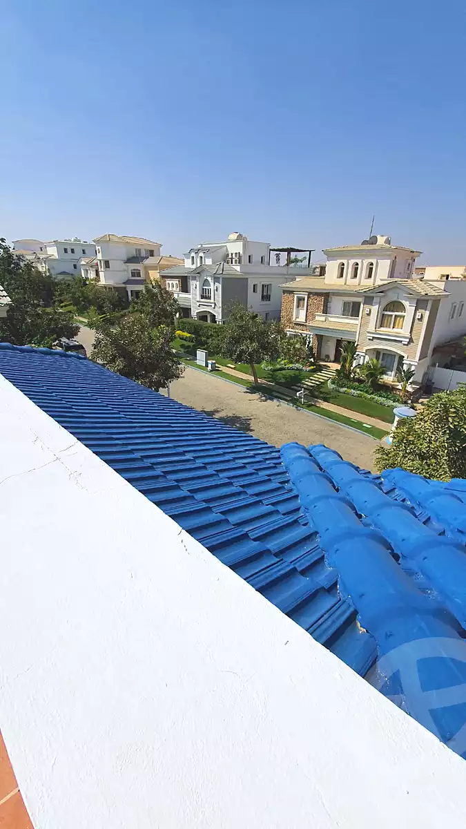 https://aqarmap.com.eg/ar/listing/6957472-for-sale-cairo-new-cairo-compounds-mountain-view-1