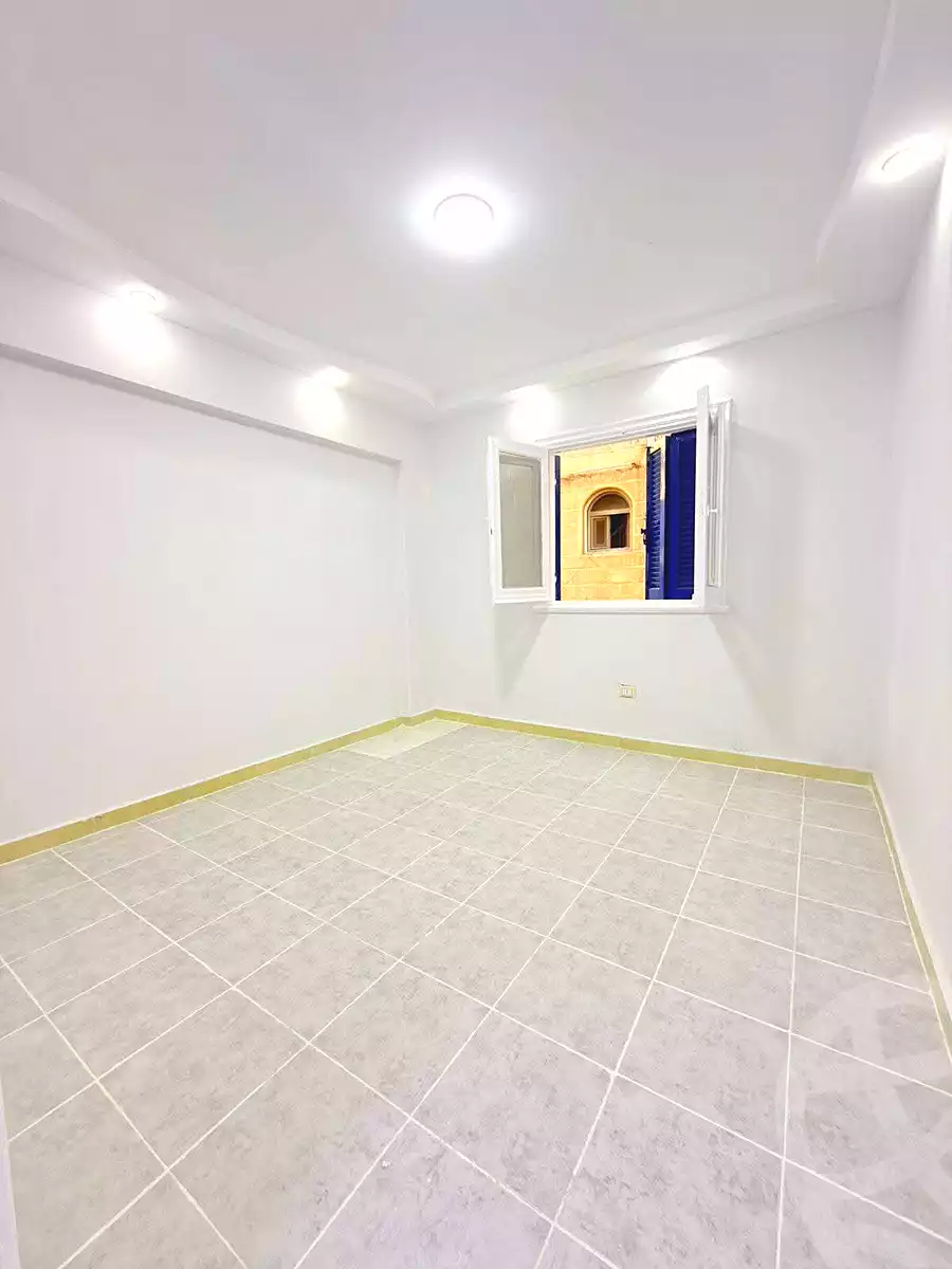 https://aqarmap.com.eg/ar/listing/6957851-for-sale-alexandria-al-agamy-shataa-el-nakheel