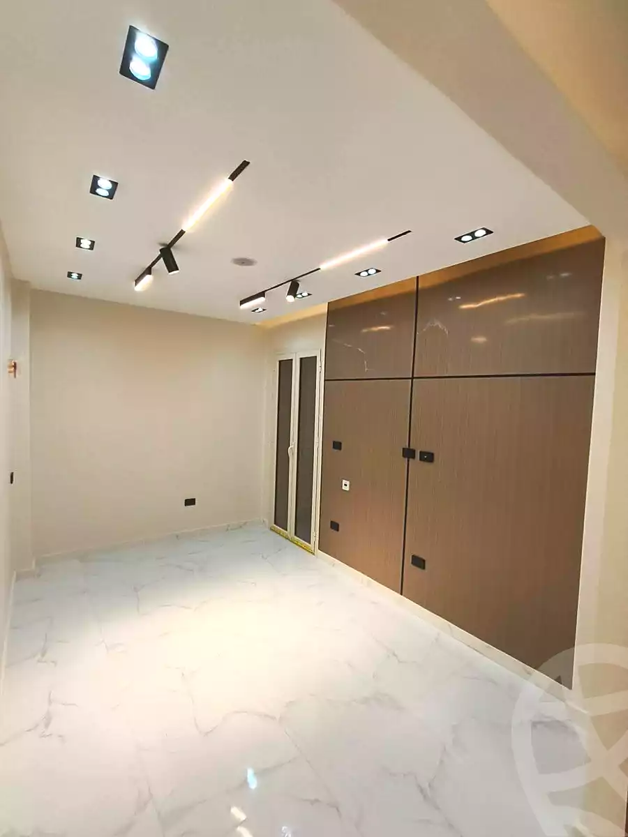 https://aqarmap.com.eg/en/listing/6957995-for-sale-alexandria-camp-cesar