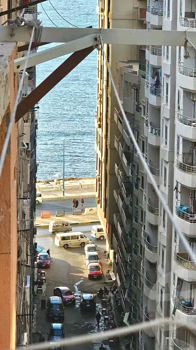 https://aqarmap.com.eg/ar/listing/6958006-for-sale-alexandria-sydy-bshr-sydy-bshr-bhry-shr-khld-bn-lwlyd