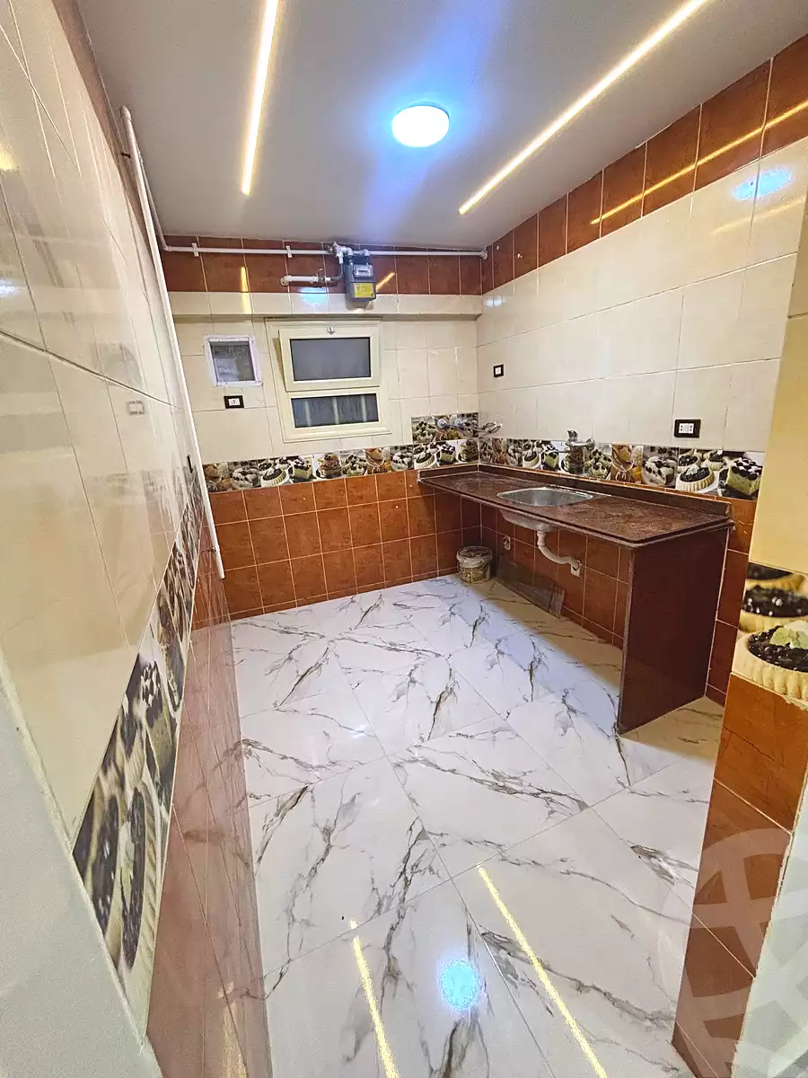 https://aqarmap.com.eg/ar/listing/6958293-for-sale-alexandria-sydy-bshr-sydy-bshr-bhry-amr-el-nogomy-st