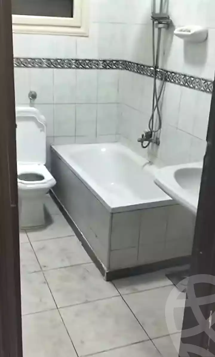 https://aqarmap.com.eg/en/listing/6958307-for-sale-cairo-el-haram-shareaa-khatem-el-morsalen
