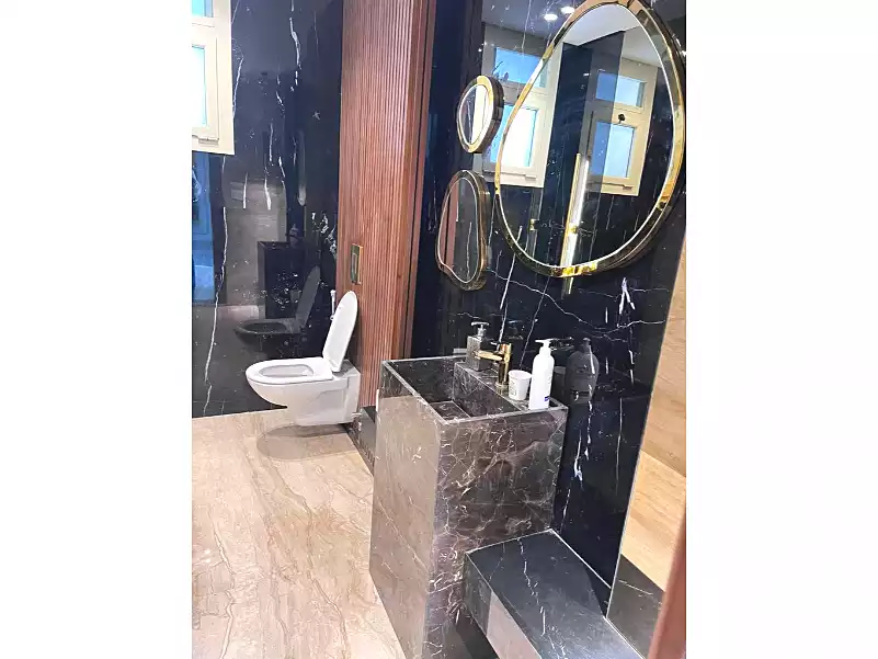 https://aqarmap.com.eg/ar/listing/6958433-for-rent-cairo-new-cairo-compounds-lake-view