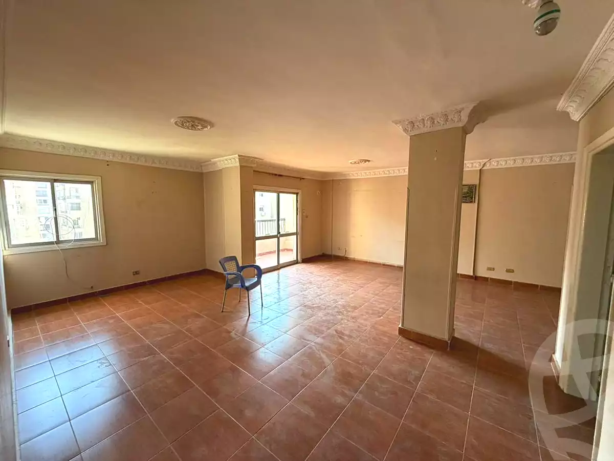 https://aqarmap.com.eg/ar/listing/6958938-for-sale-cairo-heliopolis-ard-el-golf-el-nozha-st