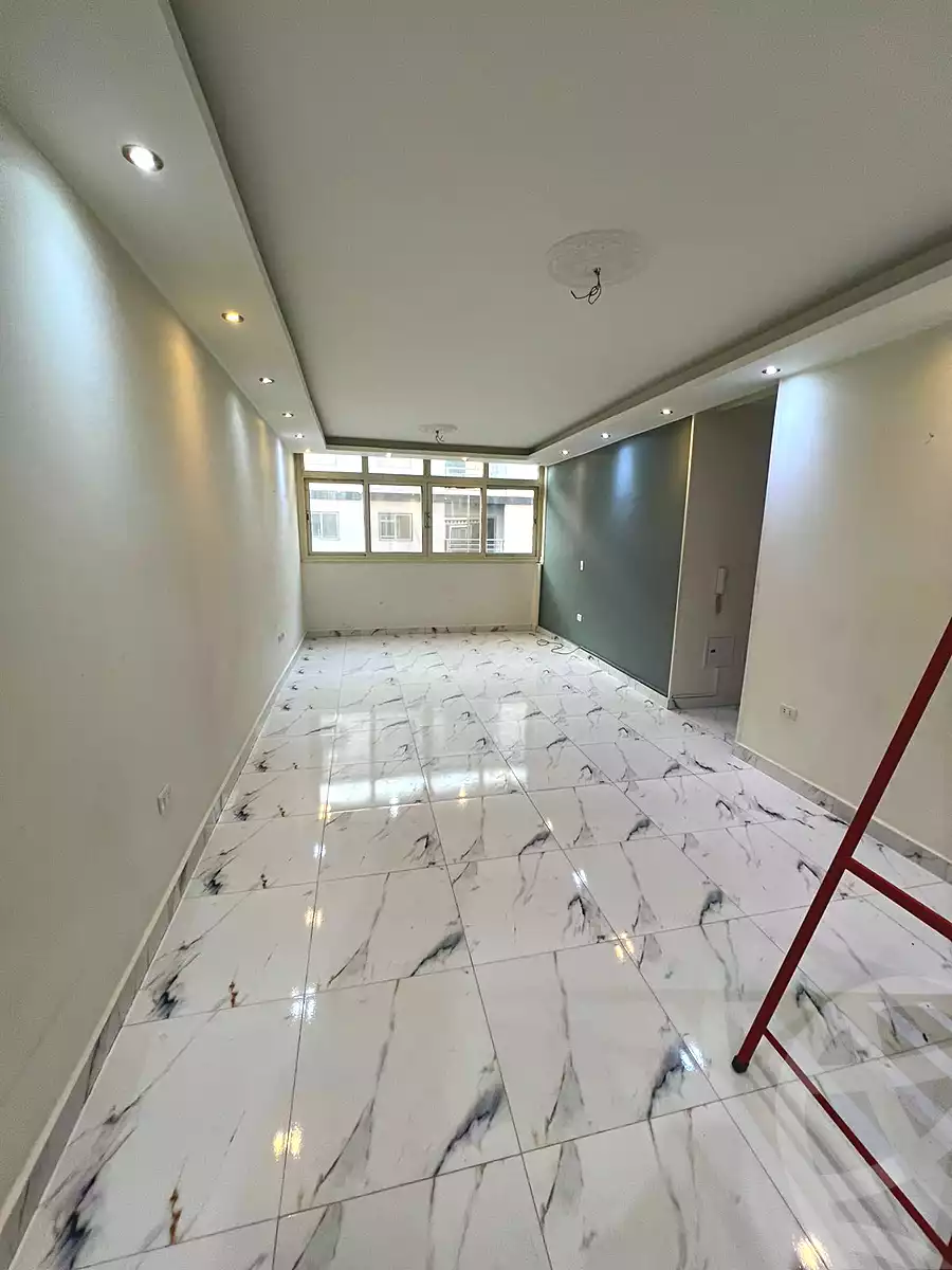 https://aqarmap.com.eg/ar/listing/6959597-for-rent-cairo-mokattam-el-hadabah-el-wosta-el-mantaqa-el-talta-el-hadaba-al-wosta-road