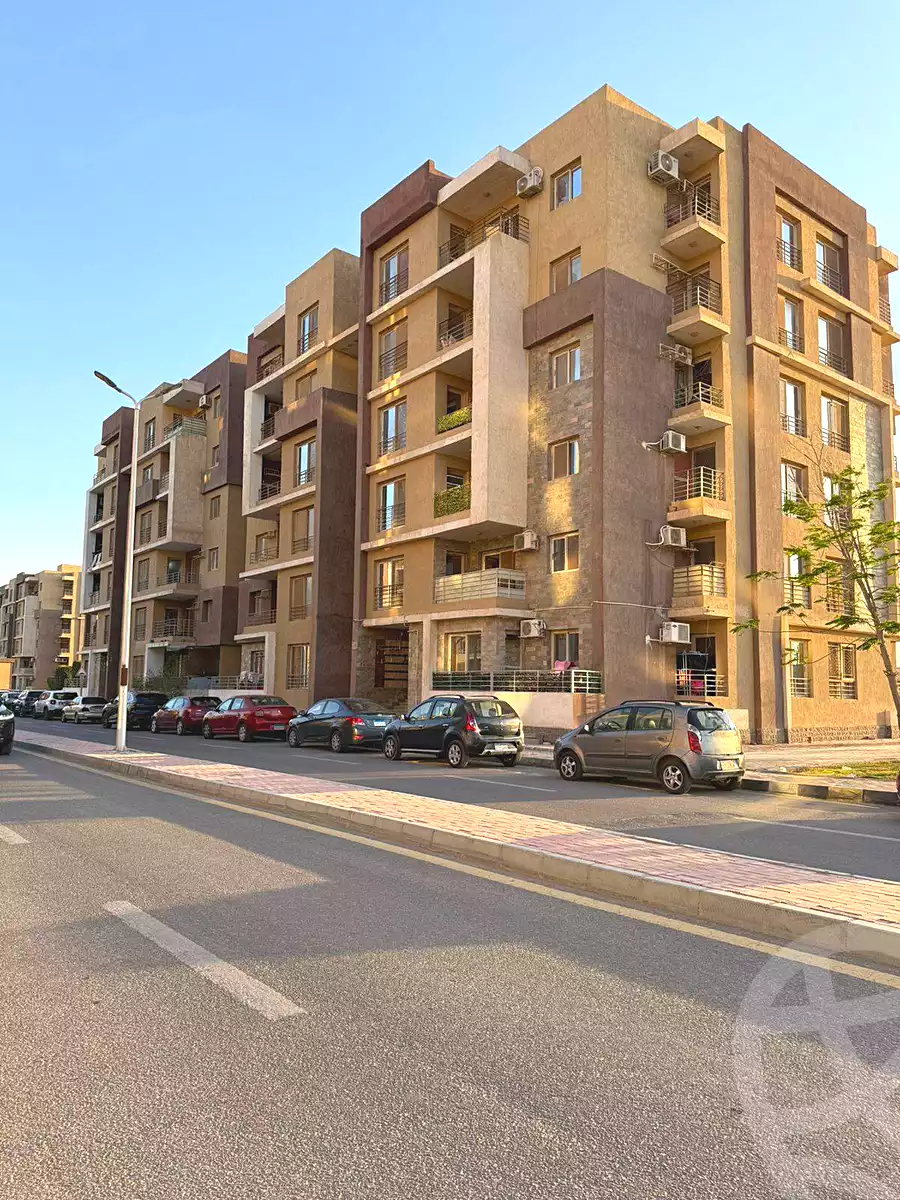 https://aqarmap.com.eg/en/listing/6959740-for-sale-cairo-15th-of-may-dar-misr