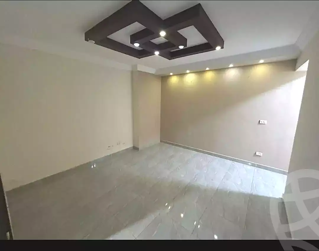 https://aqarmap.com.eg/ar/listing/6960474-for-sale-alexandria-ganaklis