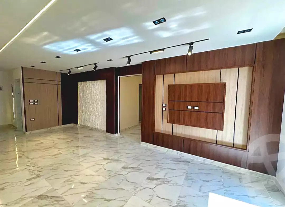 https://aqarmap.com.eg/ar/listing/6960525-for-sale-alexandria-al-agamy-lbytsh-shahr-al-assal-st