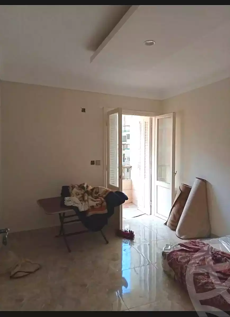 https://aqarmap.com.eg/ar/listing/6960563-for-sale-alexandria-sydy-bshr-sydy-bshr-bhry-shr-khld-bn-lwlyd