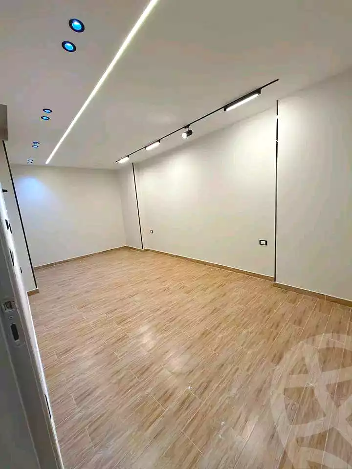https://aqarmap.com.eg/ar/listing/6960722-for-sale-alexandria-al-agamy-lbytsh-el-reyad-st