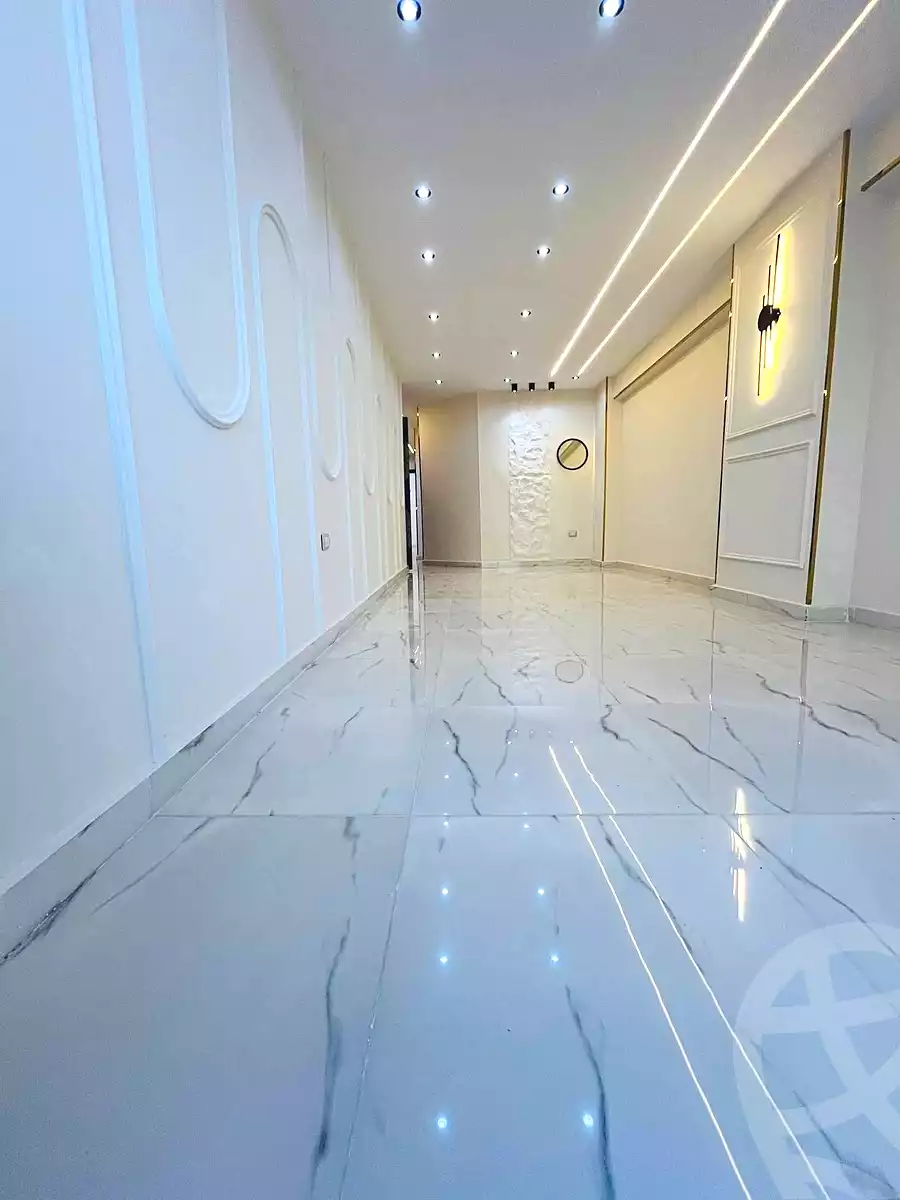 https://aqarmap.com.eg/ar/listing/6960976-for-sale-alexandria-al-agamy-lbytsh-bianchiii