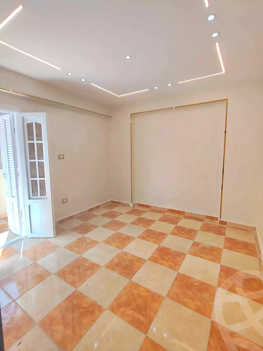 https://aqarmap.com.eg/ar/listing/6961099-for-sale-alexandria-sydy-bshr-sydy-bshr-bhry-shr-mhmwd-l-yswy