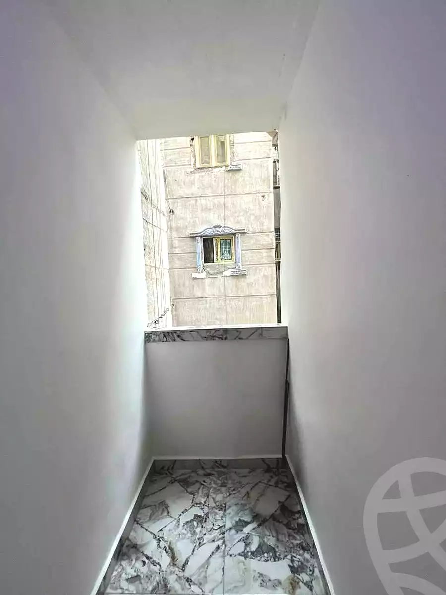 https://aqarmap.com.eg/ar/listing/6961100-for-sale-alexandria-al-agamy-lbytsh-al-kaada-st