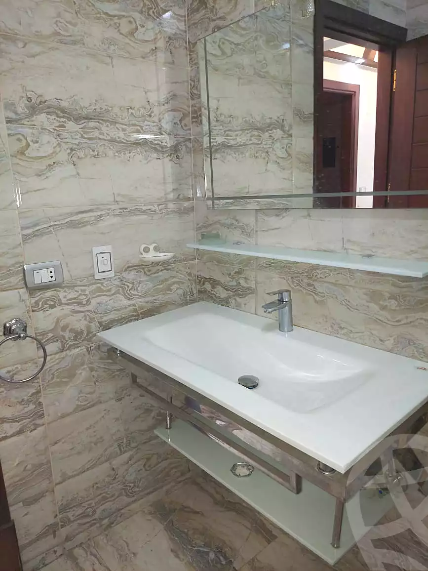https://aqarmap.com.eg/ar/listing/6961488-for-sale-cairo-ljyz-el-warraq-kwrnysh-lwrq