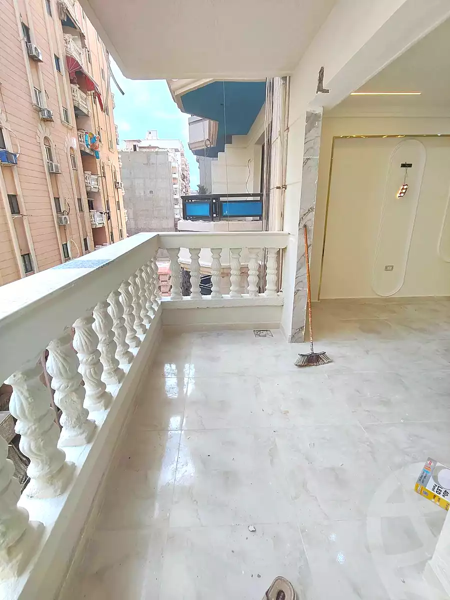 https://aqarmap.com.eg/ar/listing/6961731-for-sale-alexandria-sydy-bshr-sydy-bshr-bhry