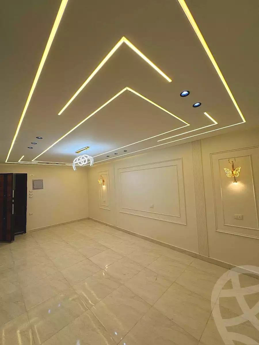 https://aqarmap.com.eg/ar/listing/6962354-for-sale-cairo-elnozha-Streettt-27