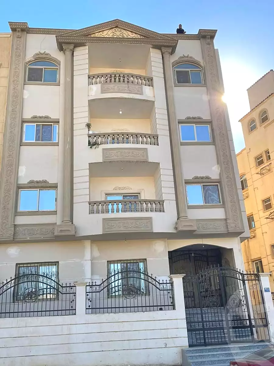 https://aqarmap.com.eg/ar/listing/6962407-for-sale-cairo-el-shorouk-lskn-l-yly-neighbourhood-6